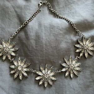 Silver & white crystal flower  necklace